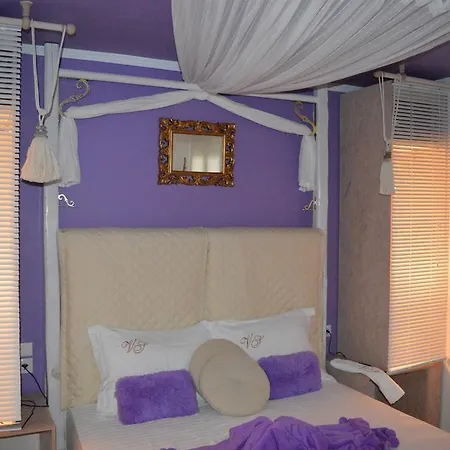 Penelope Bungalow Luxury Near To Airport