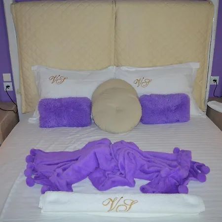 Penelope Bungalow Luxury Near To Airport